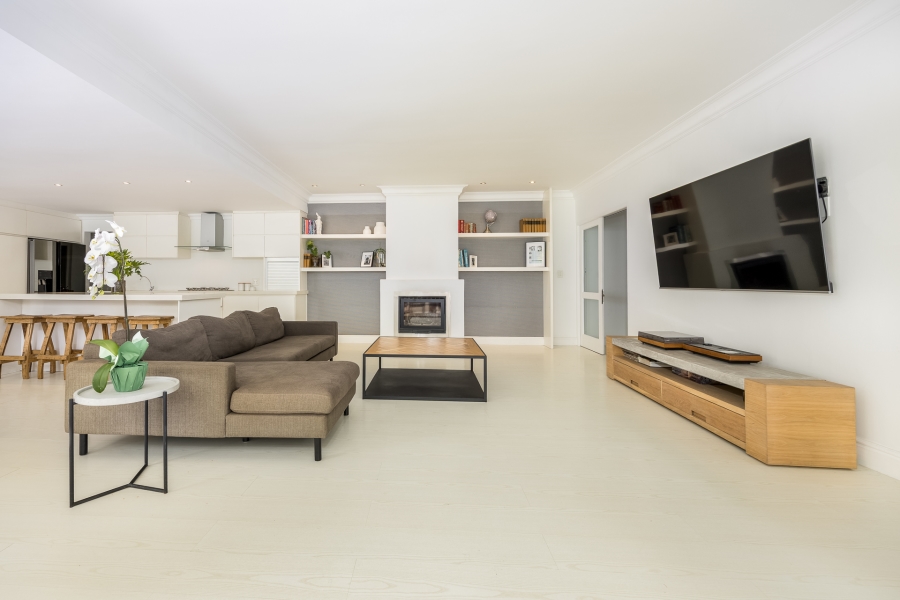 4 Bedroom Property for Sale in Kenridge Western Cape